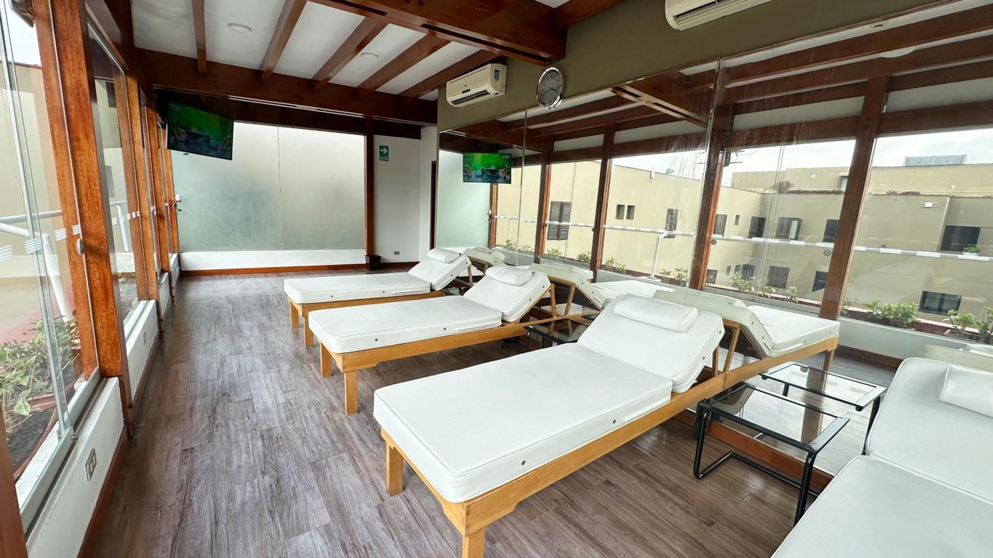 Costa Del Sol Trujillo Centro Otel Dış mekan fotoğraf