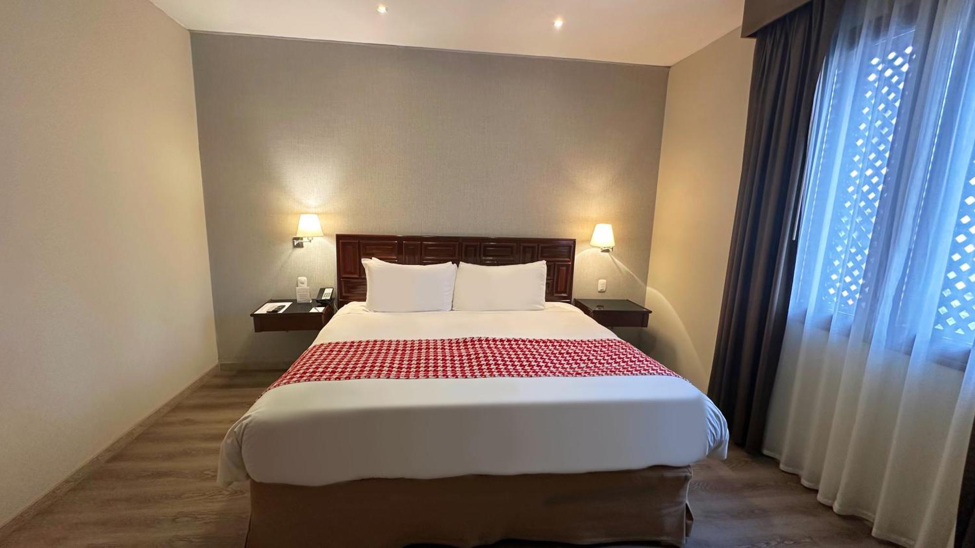 Costa Del Sol Trujillo Centro Otel Dış mekan fotoğraf