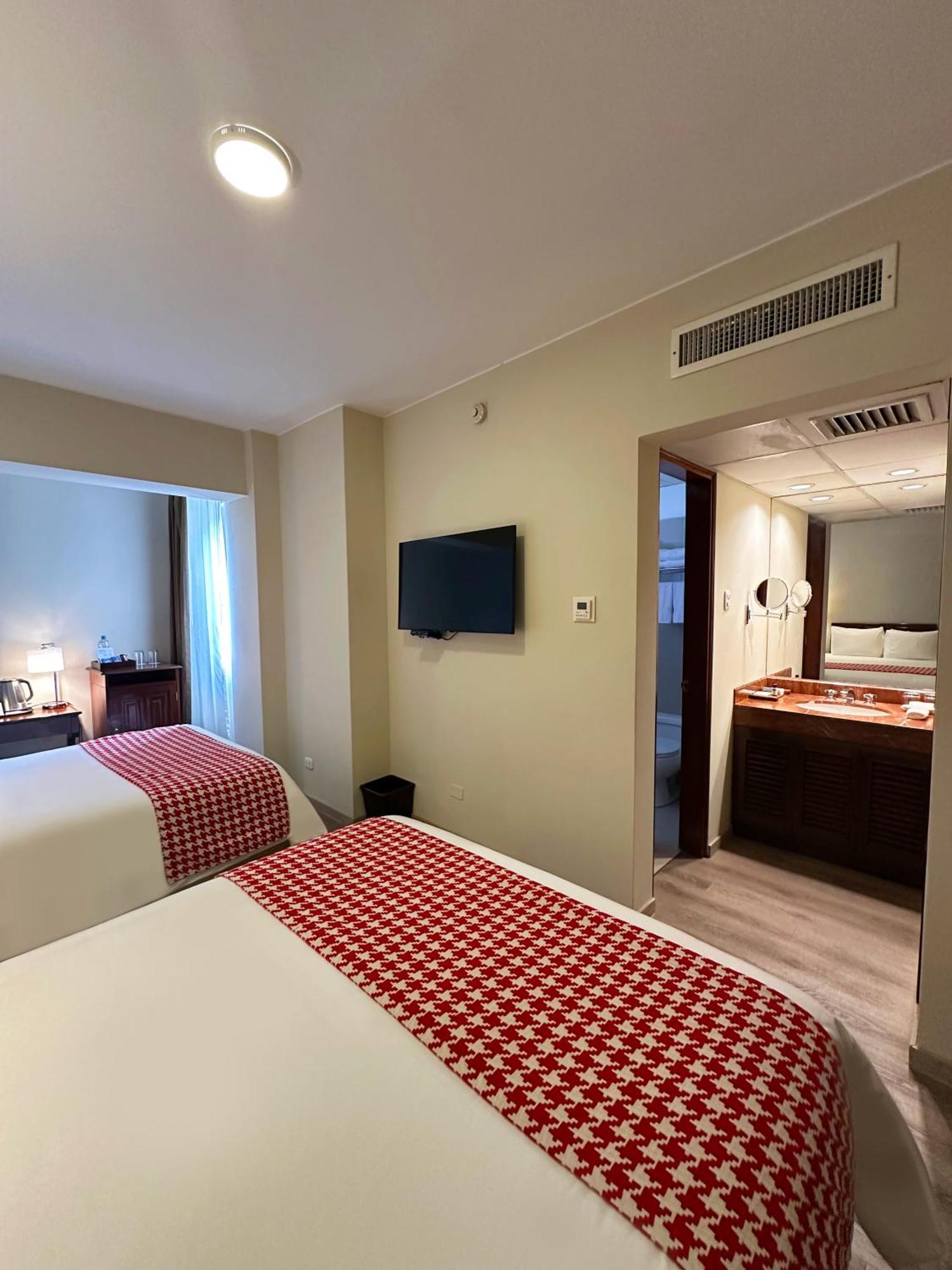 Costa Del Sol Trujillo Centro Otel Dış mekan fotoğraf